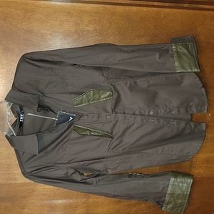 NWT TOV Army Green shirt Sz 40